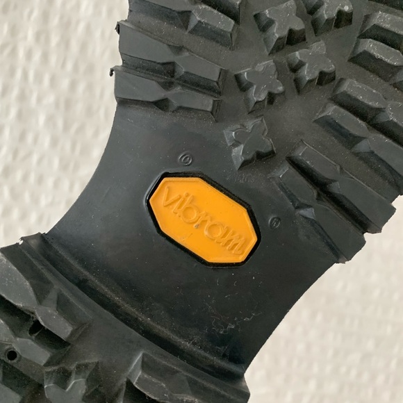 Red Wing Vintage Boots - Picture 2 of 3